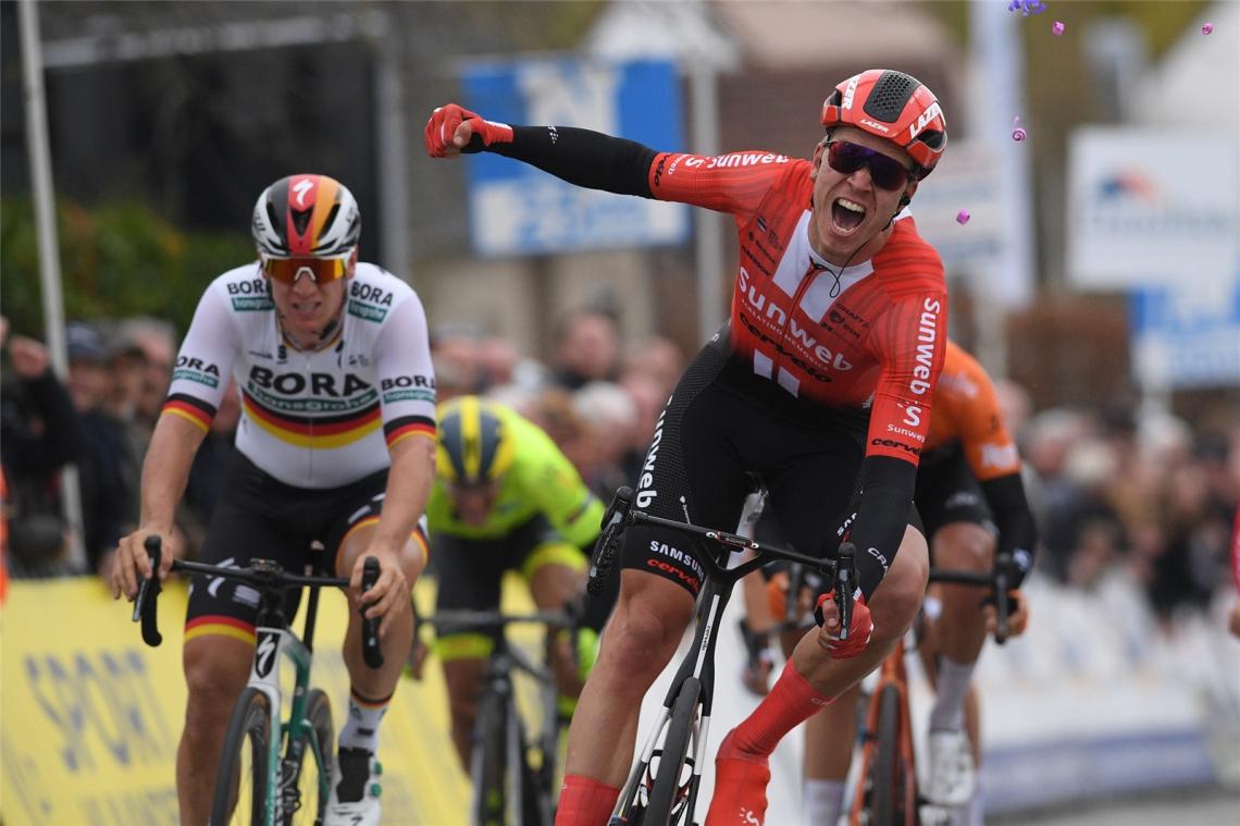 <p>Cees Bol (r.) setzte sich nach einem spannenden Schlussspurt durch.</p>