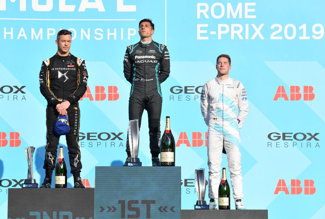 <p>Stoffel Vandoorne (rechts) erstmals auf dem Podium der Formel E.</p>