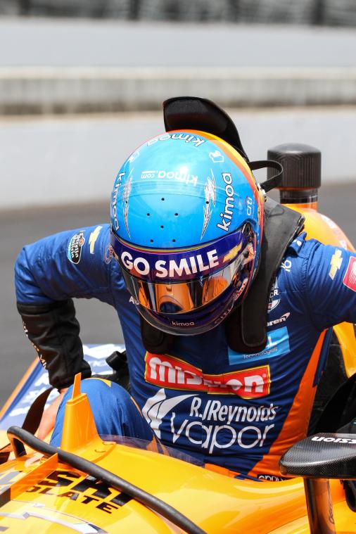 <p>Alonso schaffte die Indy-Qualifikation nicht.<br />
Foto: Photo News</p>