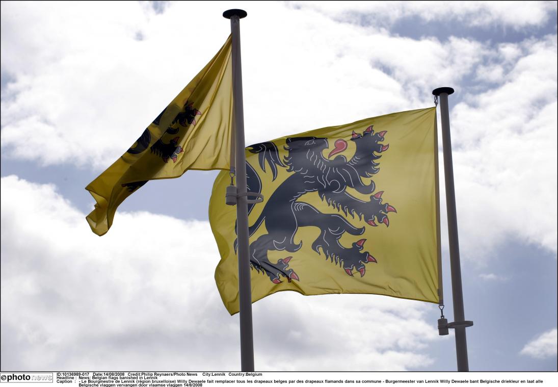 <p>23<br />
% der Flamen sprachen sich bei einer Umfrage für eine Spaltung Belgiens aus.</p>