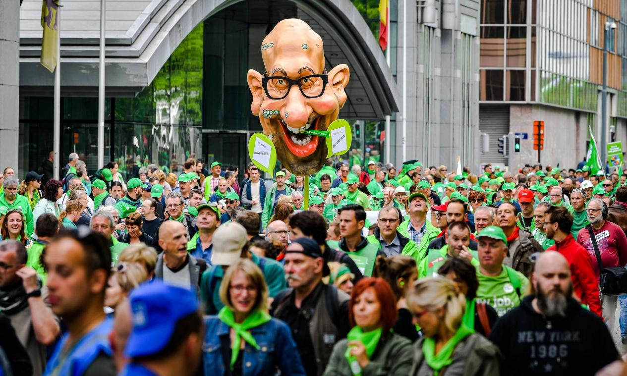 <p>In den letzten zwei Jahrzehnten hat keine belgische Regierung so viele Streiks erlebt wie die von Charles Michel .</p>