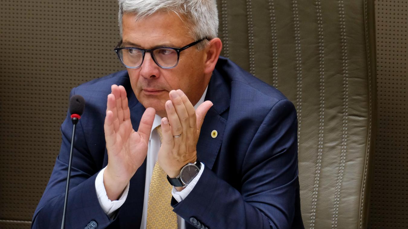 <p>Van Dijk hatte 1,42 Promille Alkohol im Blut. Er musste seinen Führerschein für sechs Stunden abgeben.</p>