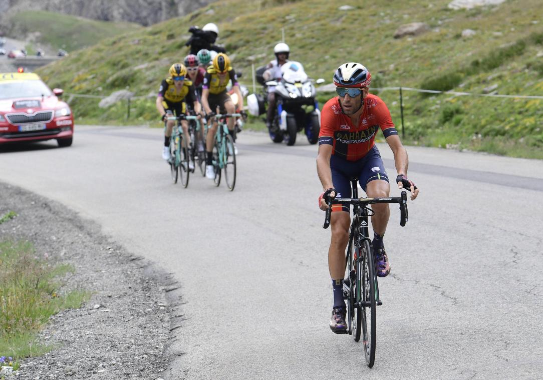 <p>Vincenzo Nibali widerstand dem Gegenangriff der Favoriten und gewann die letzte Alpenetappe.</p>