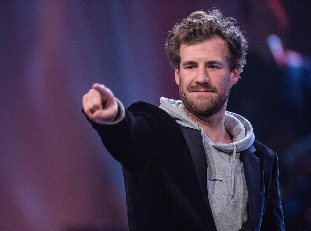 <p>Komiker Luke Mockridge irritiert im „ZDF-Fernsehgarten“</p>
