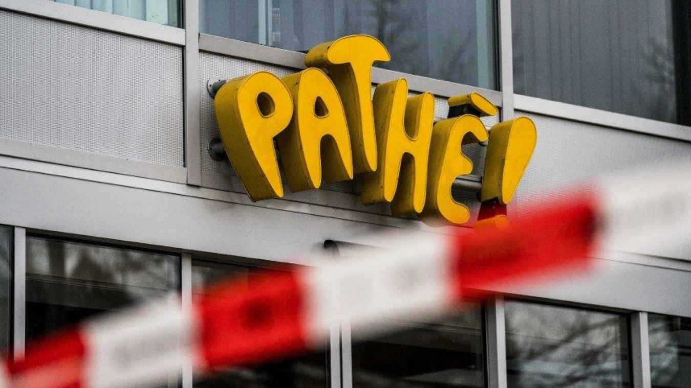 <p>In einem Pathé-Kino wurden zwei Leichen gefunden.</p>