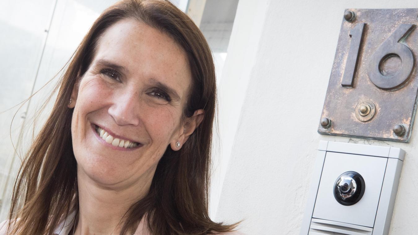 <p>Premierministerin Sophie Wilmès zog am Montag in die rue de la Loi 16 ein.</p>