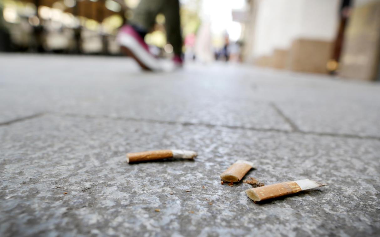 <p>Zigarettenkippe wegwerfen wird teuer in Brüssel</p>
