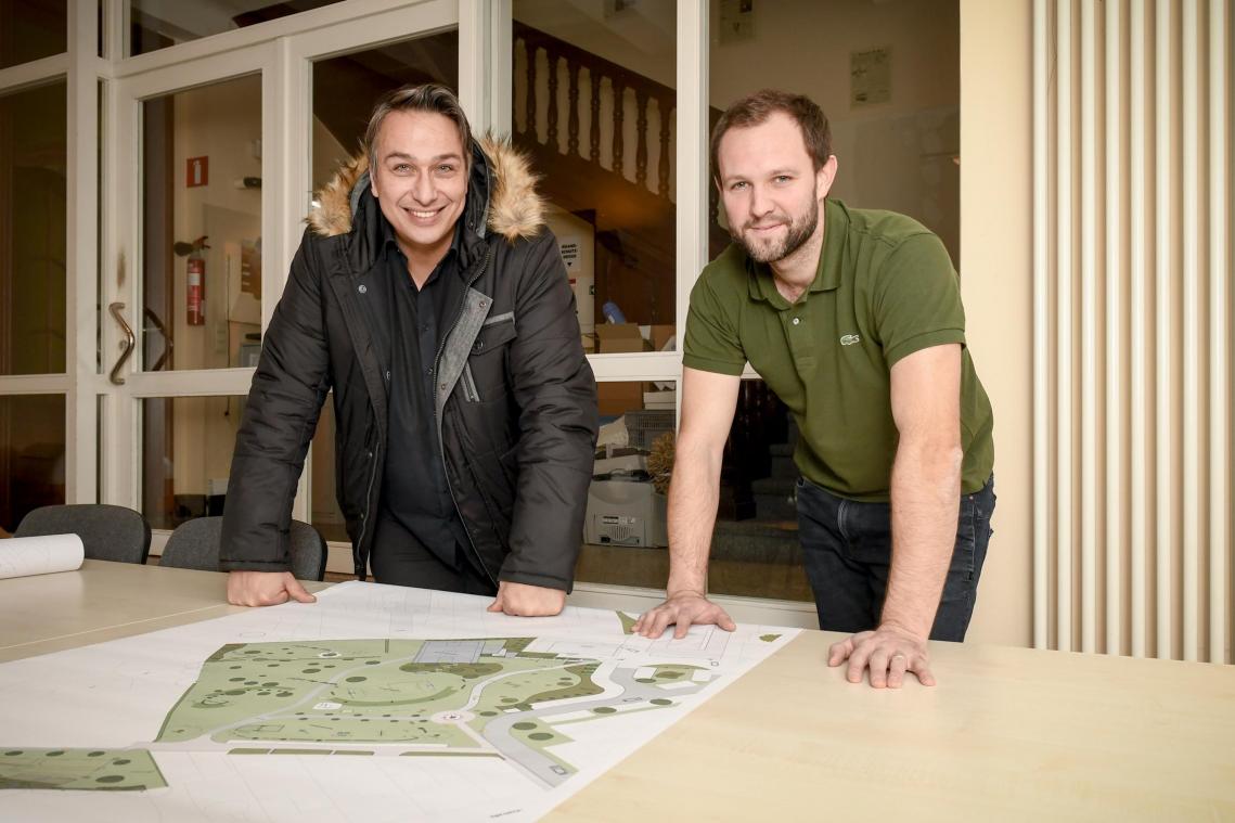<p>Viertelmanager Benjamin Fleig (l.) und Projektautor Benjamin Dethier (r.) werden am Montag den Entwurf zur Neugestaltung des Park Loten im Animationszentrum Ephata präsentieren.</p>