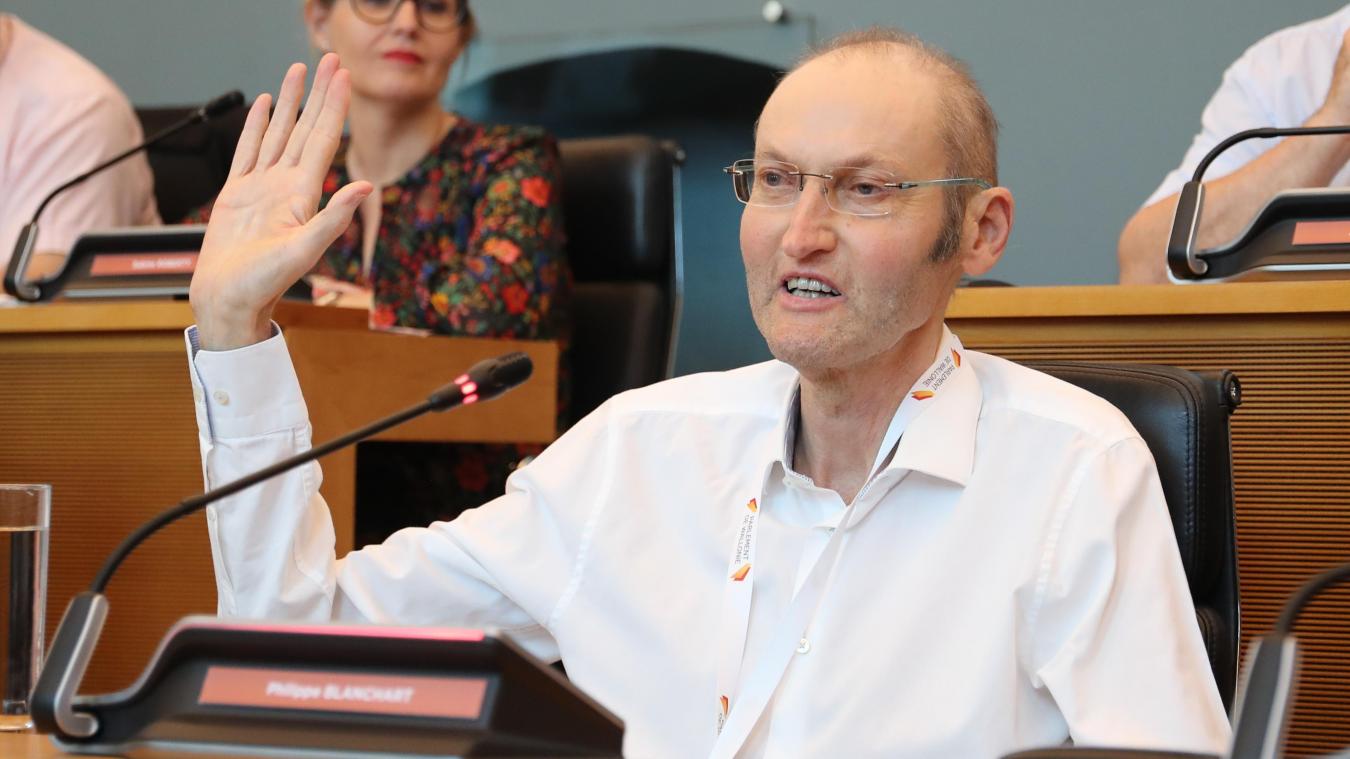 <p>Der PS-Politiker Philippe Blanchart zu Beginn der Plenarsitzung des wallonischen Parlaments in Namur am 26. Juni 2019.</p>