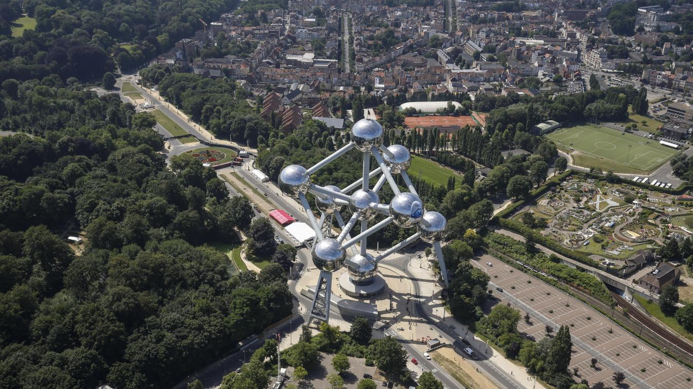 <p>Ein Blick von oben auf die Hauptstadt: Wer in dem Land, in dem das Brüsseler Atomium steht, leben will, muss tief in die Tasche greifen.</p>