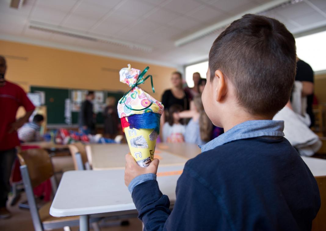 <p>Ab dem kommenden Schuljahr sollen in Flandern nur noch Kinder eingeschult werden, die über ausreichende Niederländischkenntnisse verfügen.</p>