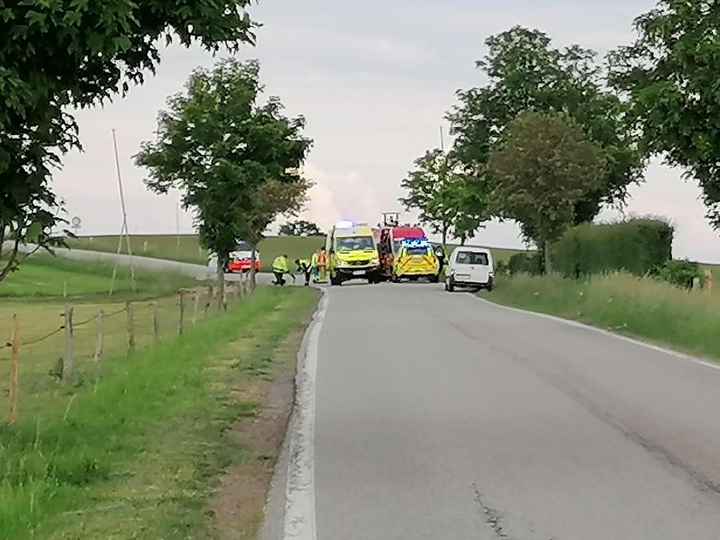 <p>Der Unfall ereignete sich auf der Straße zwischen Andler und Manderfeld.</p>
