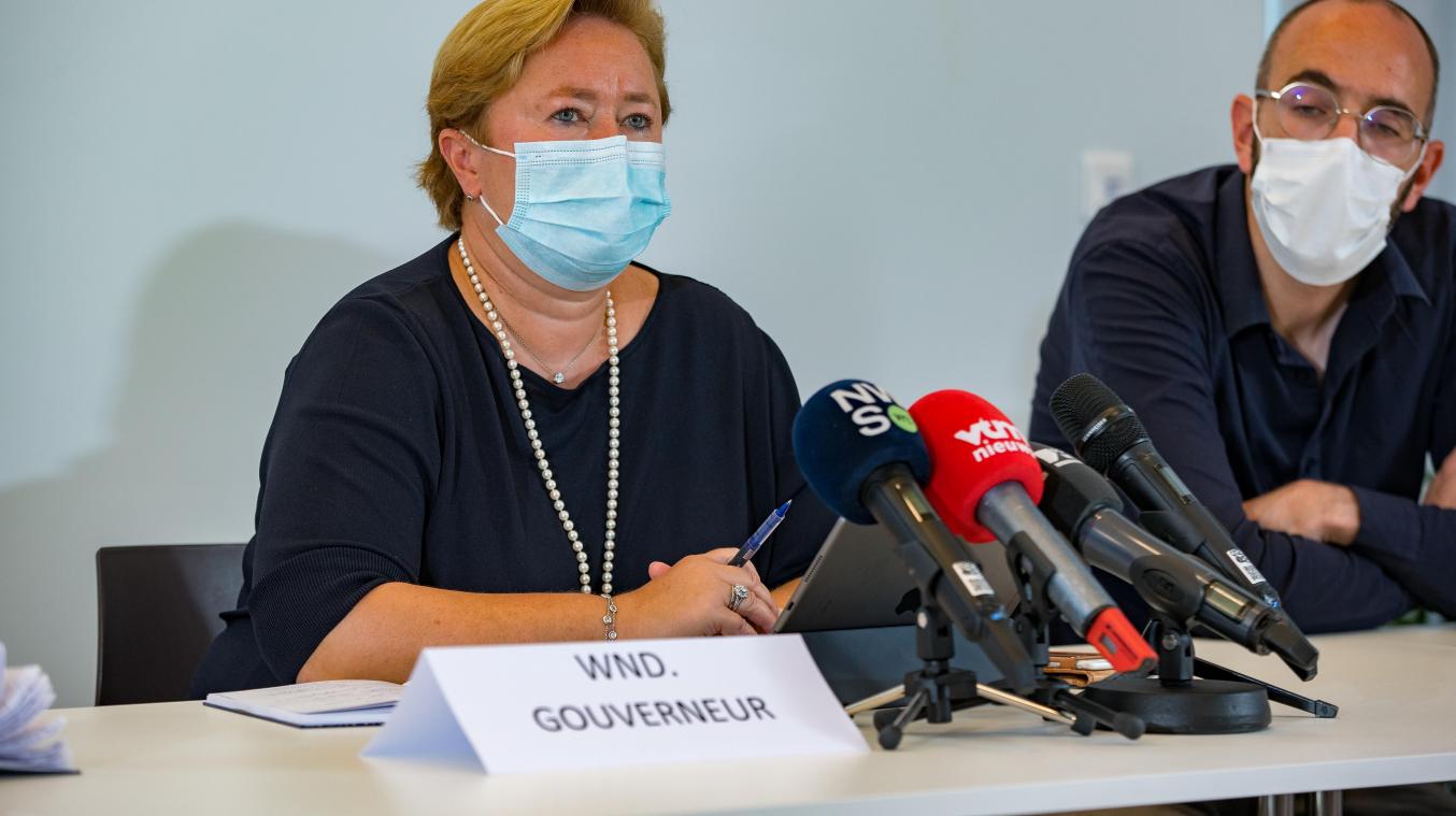 <p>Anne Martens will die Küste nicht gegen Tagestouristen abschirmen. Wer sich benimmt ist herzlich willkommen, alle anderen werden hart bestraft.</p>