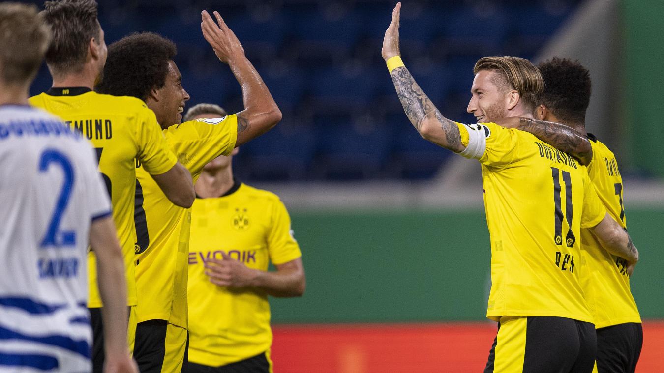 <p>Können die Dortmunder Axel Witsel (3. v.l.) und Marco Reus (2. v.r.) heute Abend in München jubeln?</p>