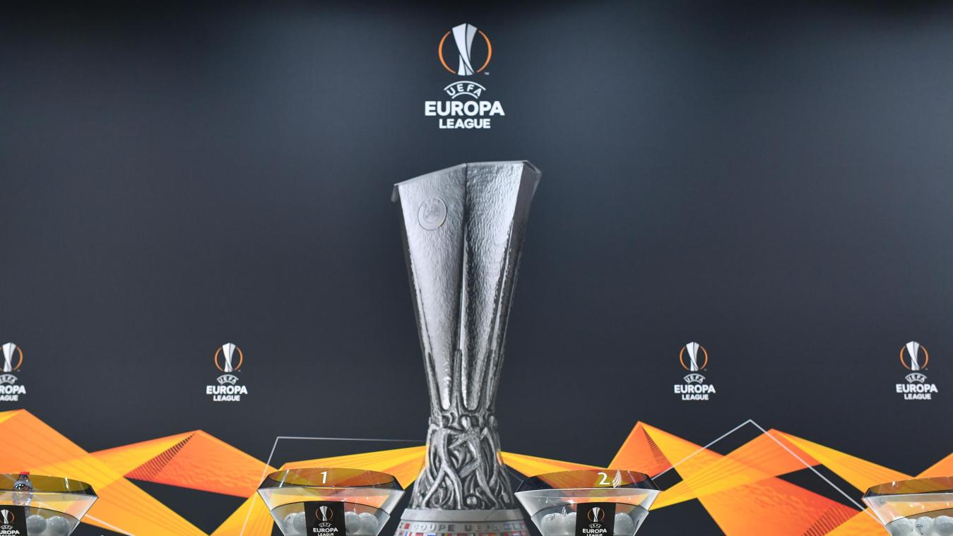 <p>Um ihn geht es: den Europa-League-Pokal</p>