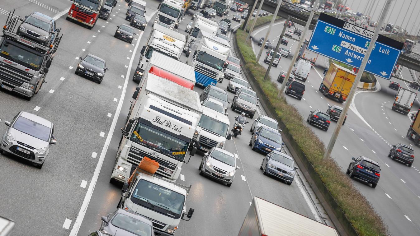 <p>Testen Sie Ihr Wissen über die Sicherheit im Straßenverkehr</p>
