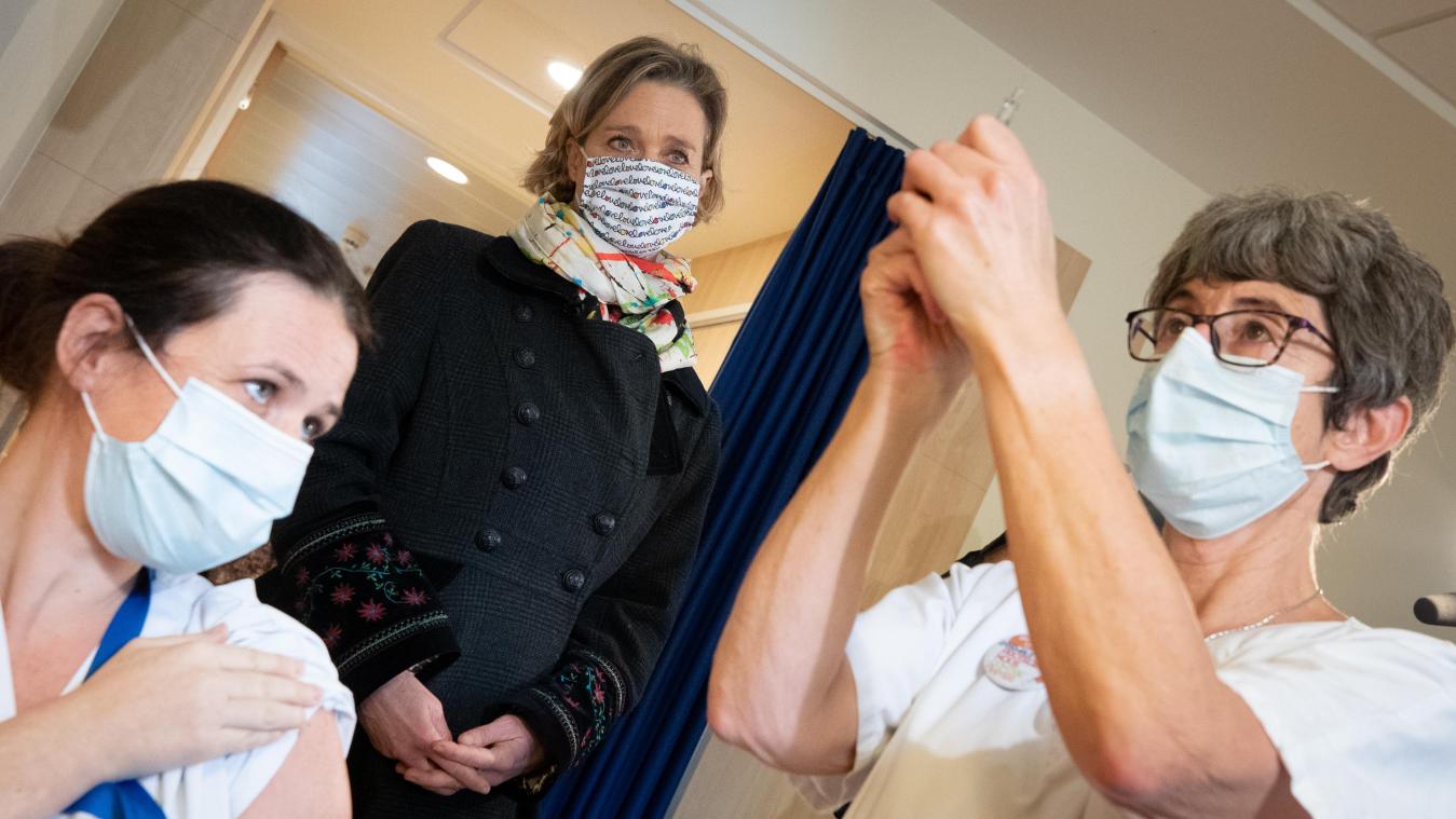 <p>Prinzessin Delphine besuchte am Dienstag ein Brüsseler Krankenhaus.</p>