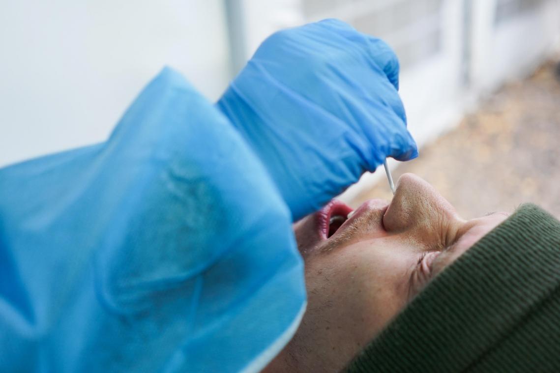 <p>Während die Krankenhausaufnahmen zunehmen, werden weniger Neuinfektionen registriert.</p>