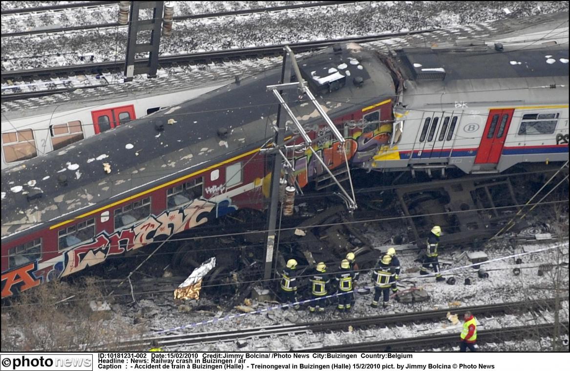 <p>Bei dem Zugunglück in Buizingen am 15. Februar 2010 kamen 19 Personen ums Leben.</p>
