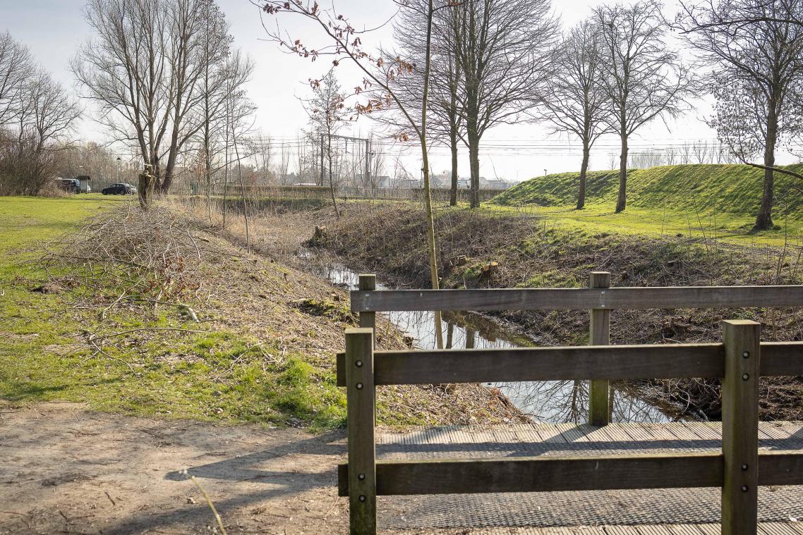 <p>In einem Park im ostflämischen Beveren ist am Wochenende ein Homosexueller Opfer eines Gewaltverbrechens geworden.</p>