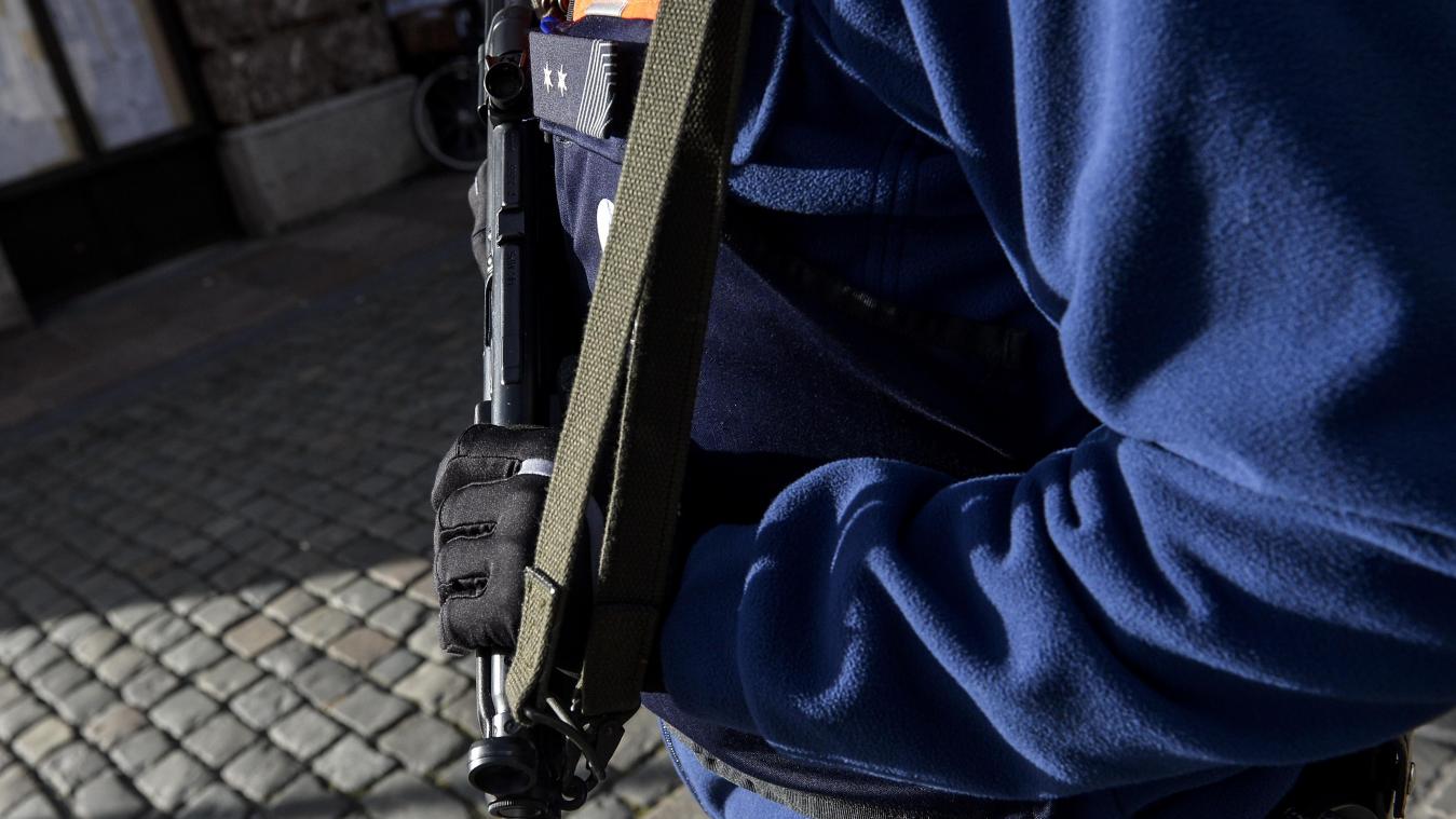 <p>Razzien in Antwerpen und Limburg: Polizei macht Jagd auf Drogenschmuggler</p>
