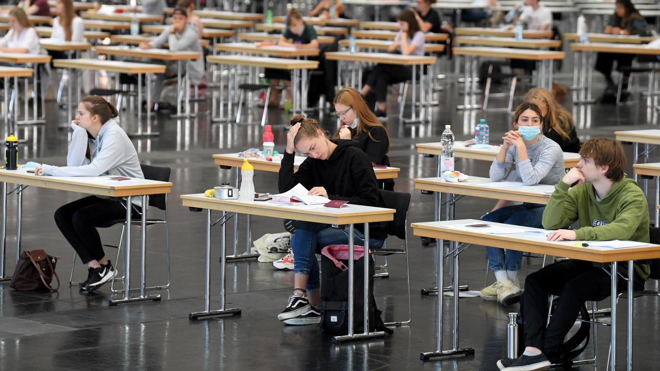 <p>FEF gegen Aufnahmeprüfung</p>
