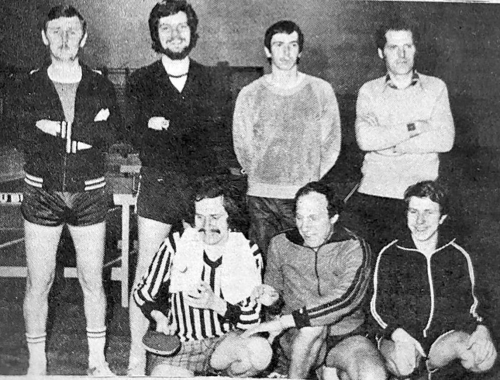<p>Die erste Mannschaft des TTC-Raeren der Saison 1979/80. (von links an stehend) Trainer Lucien Bolmain, Roland Derwall, Alfred Peters, Heinz Crott (von links an hockend) René Lejoly, Hubbert Roggenkamp und Bernd Kistemann.</p>