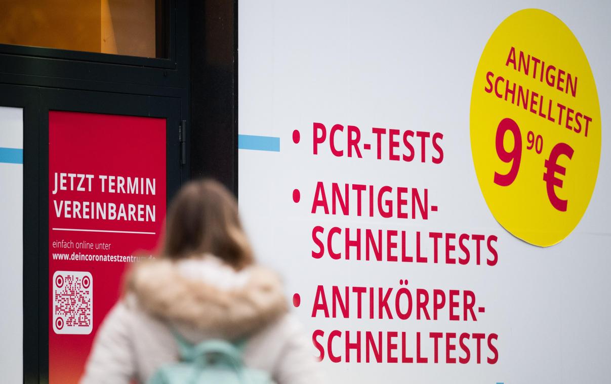 <p>In unserem Nachbarland Deutschland sind Antigen-Schnelltests wesentlich kostengünstiger als bei uns. Doch für diese Tests gibt es keinen internationalen QR-Code.</p>