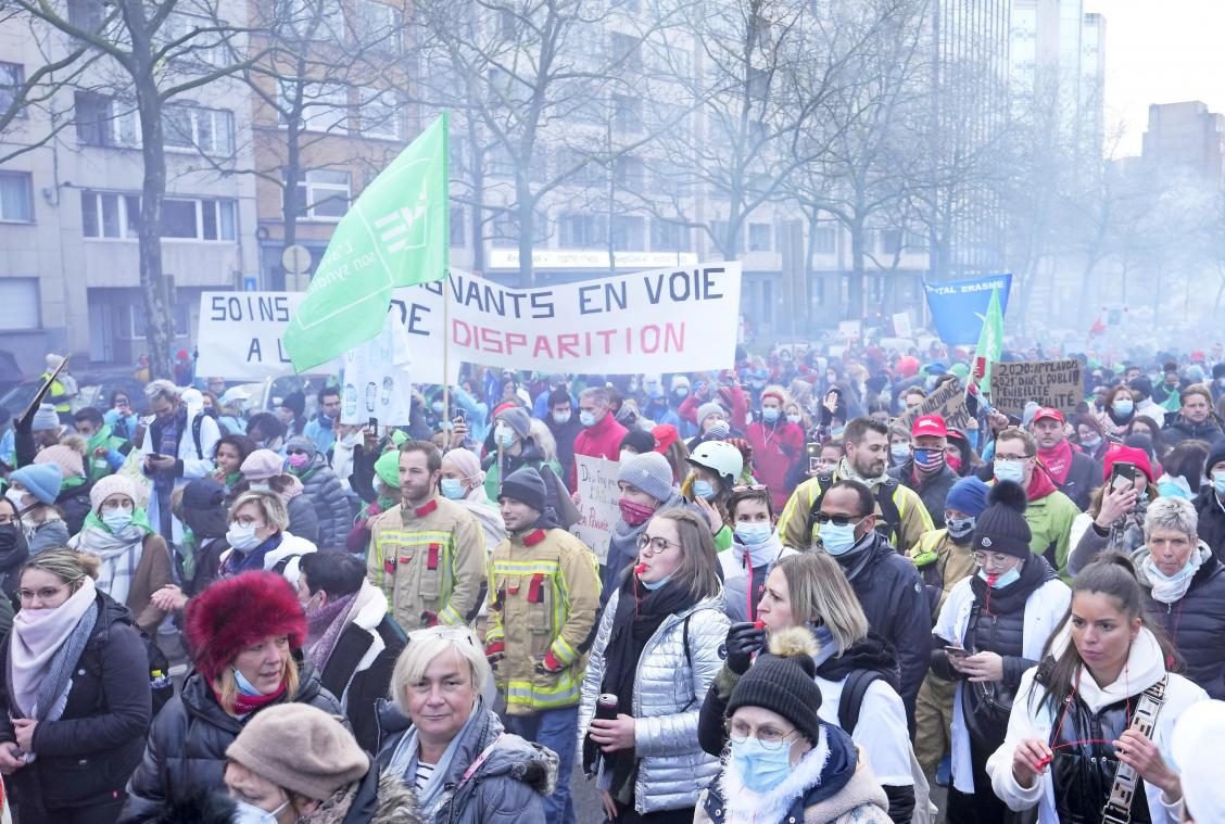 <p>Rund 4.000 Personen nahmen am Dienstag an der nationalen Kundgebung des Pflegesektors in Brüssel teil.</p>