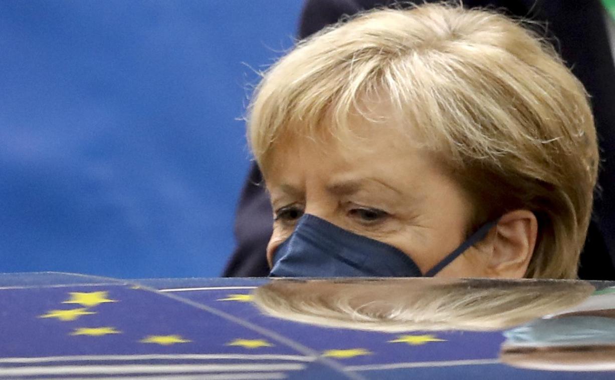 <p>Ihre eigene Partei, der Klimawandel und die Energiewende, die Digitalisierung, die Europäische Union, deren Flüchtlingspolitik, der Euro, Europas Platz in der Welt: lauter Baustellen, die Angela Merkel ihren Nachfolgern überlässt.</p>