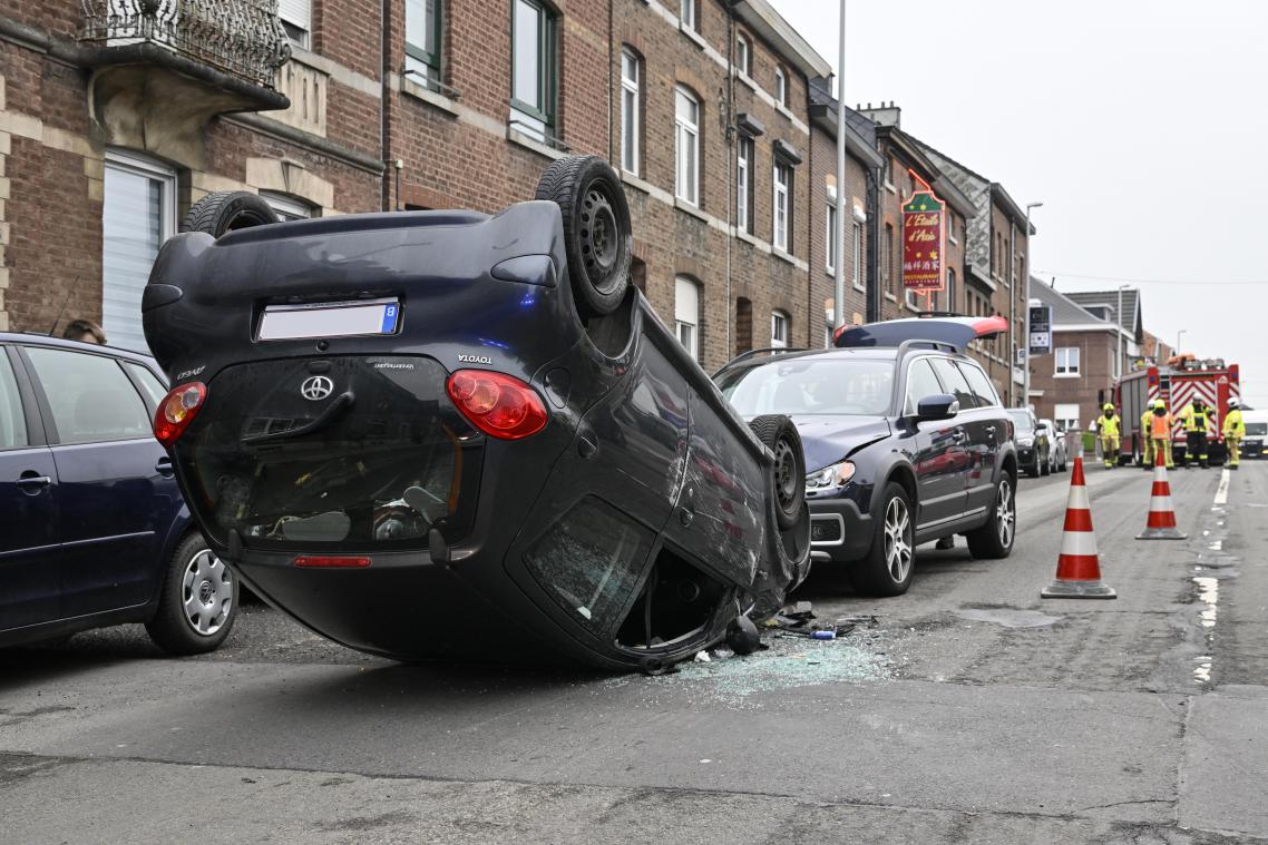 <p>Bei einem Verkehrsunfall in Herbesthal wurden insgesamt vier Fahrzeuge beschädigt.</p>