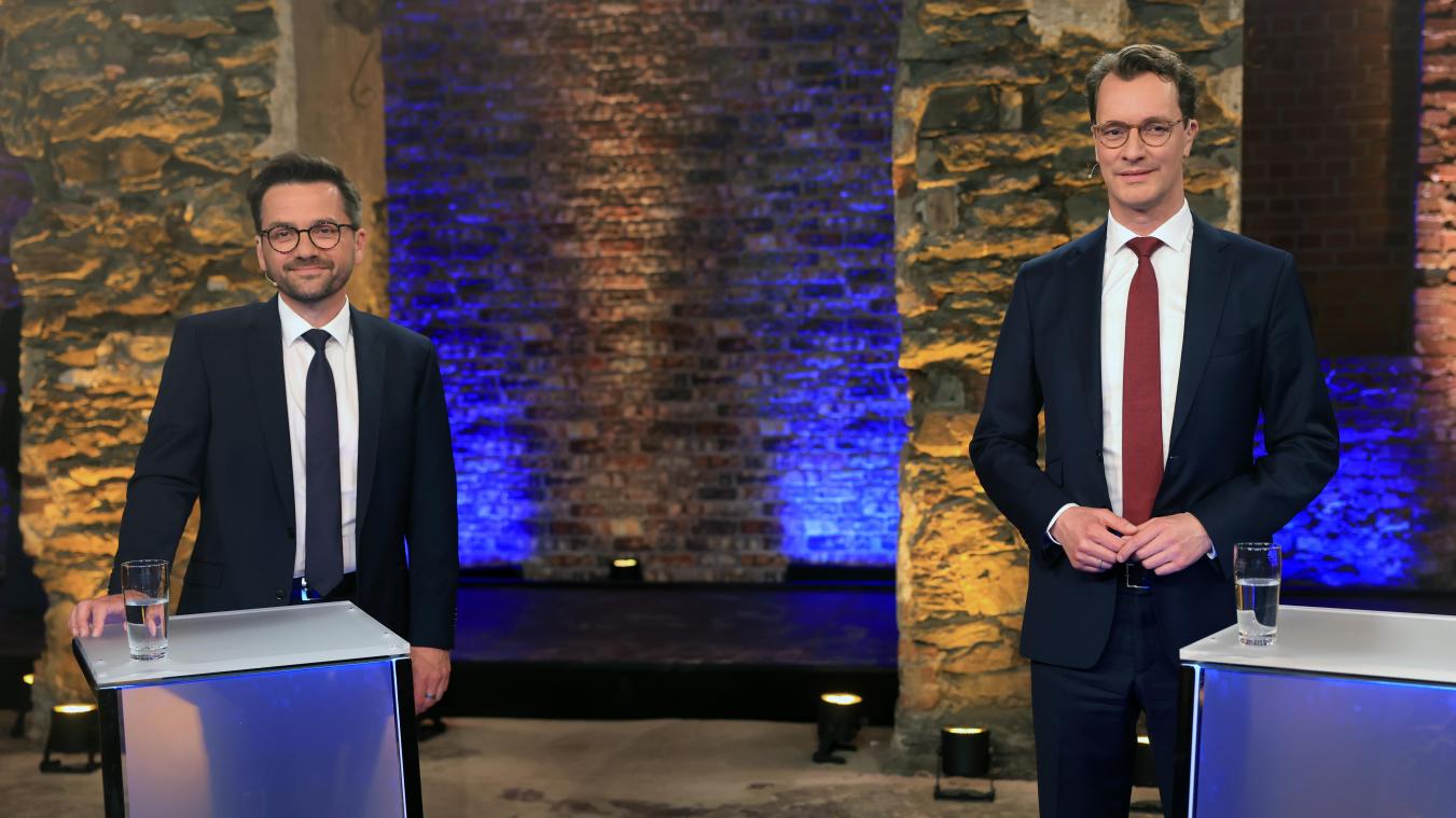 <p>Hendrik Wüst (r.) und Thomas Kutschaty beim TV-Duell am Donnerstag</p>