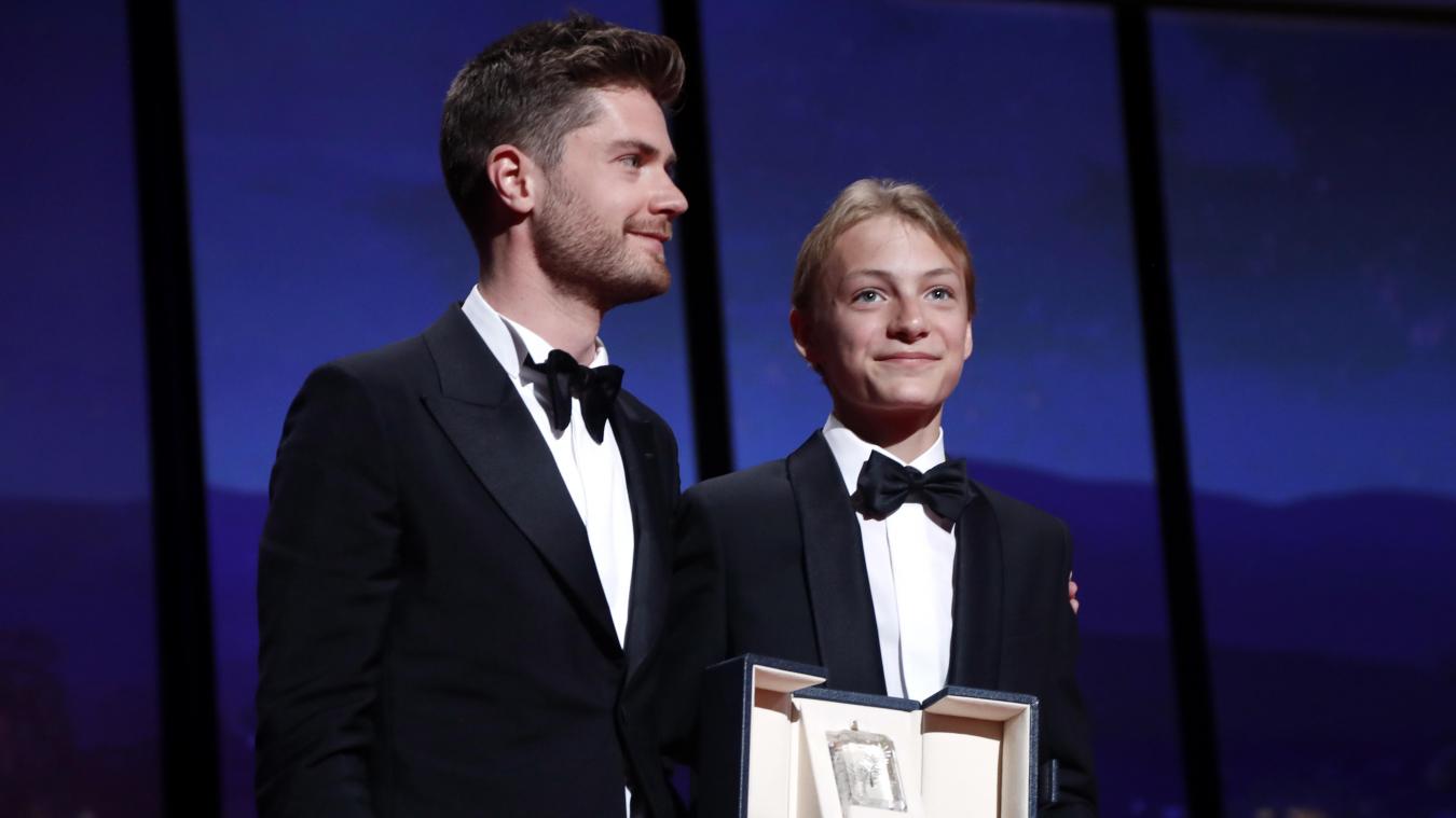 <p>Der belgische Regisseur Lukas Dhont und die belgische Schauspielerin Eden Dambrine nach der Verleihung des „Grand Prix“ für Close.</p>