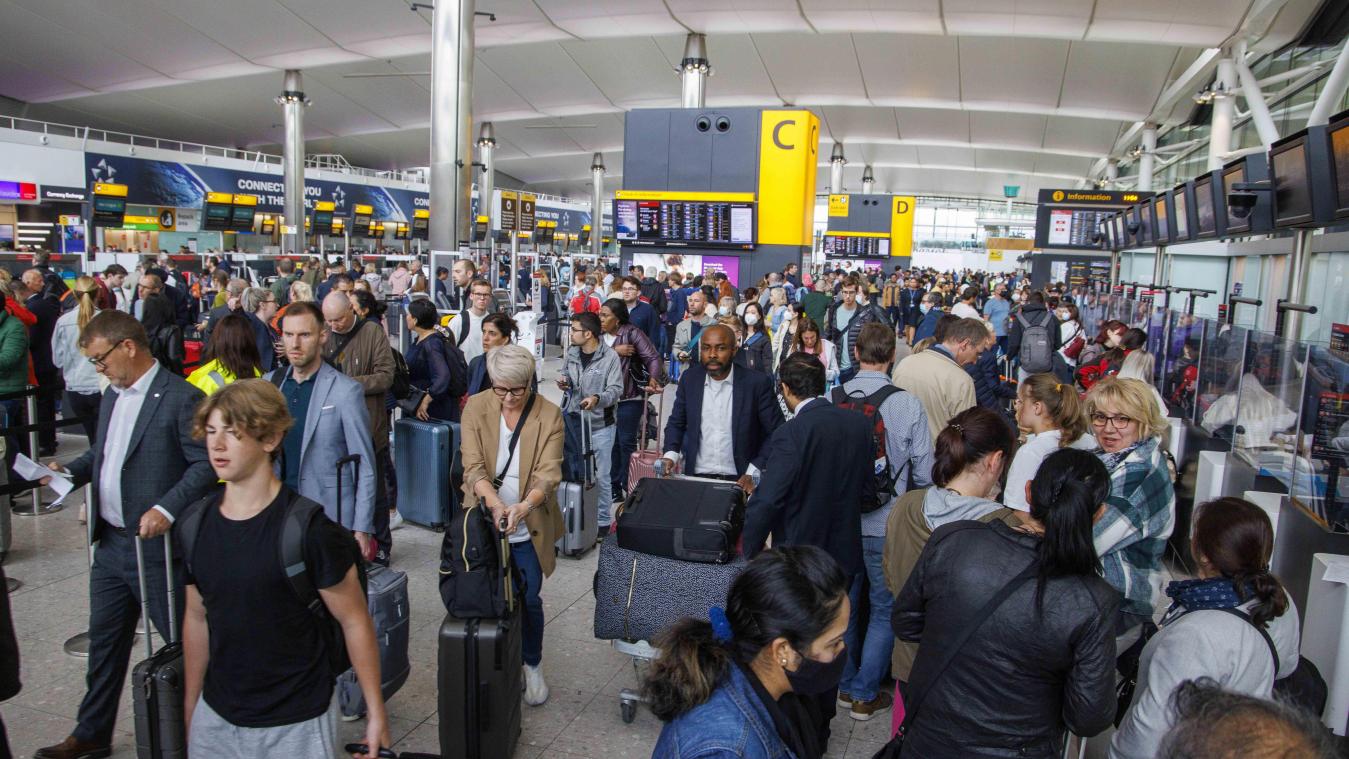 <p>Viele europäische Flughäfen kämpfen momentan mit vielen Passagieren und wenig Personal.</p>