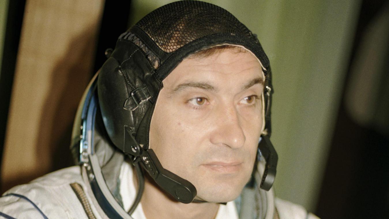 <p>Der Kosmonaut Waleri Poljakow vor dem Start der Sojus TMB im August 1988.</p>