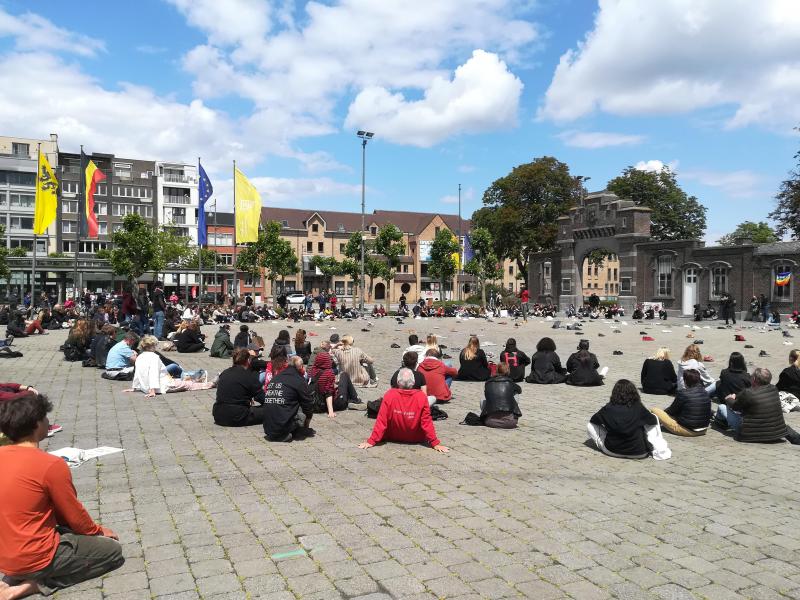 <p>Die Sitz-Aktion in Hasselt verlief friedlich.</p>