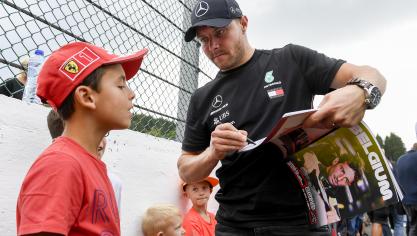 <p>Alle Jahre wieder: Fans treffen ihre Idole in Spa-Francorchamps</p>
