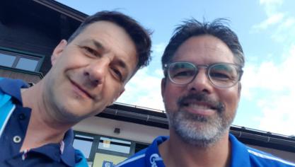 <p>Günther Oestges (l.) mit Trainer David Wagner.</p>