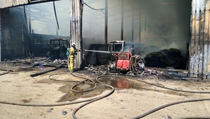 <p>Großbrand auf Bauernhof in Walk – Scheune komplett zerstört</p>

