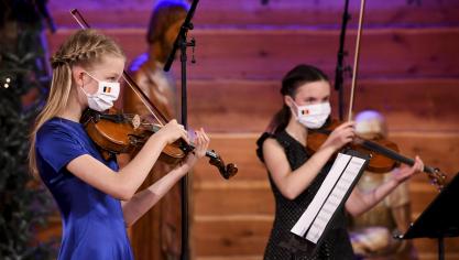 <p>Prinzessin Eléonore überzeugte an der Violine.</p>