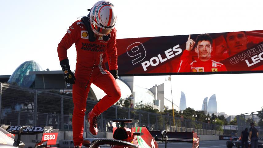 <p>Charles Leclerc aus Monaco von Team Scuderia Ferrari steigt aus seinem Wagen.</p>