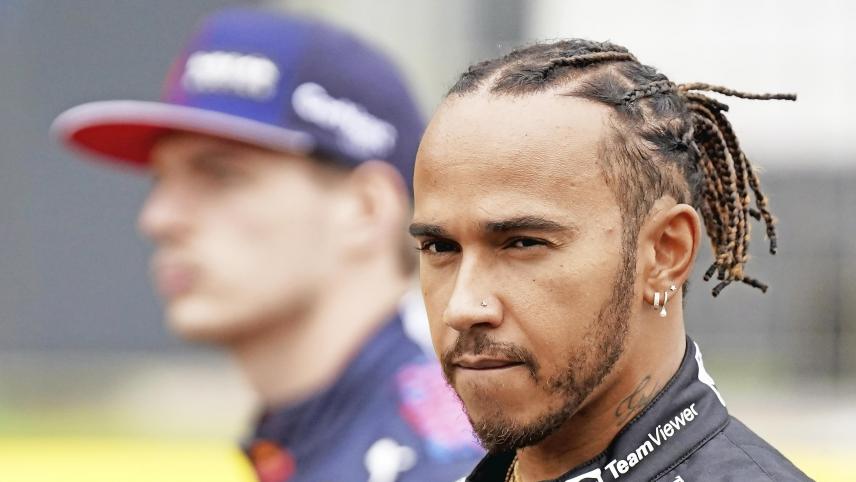 <p>Lewis Hamilton will in Austin Boden auf Max Verstappen (im Hintergrund) gut machen.</p>