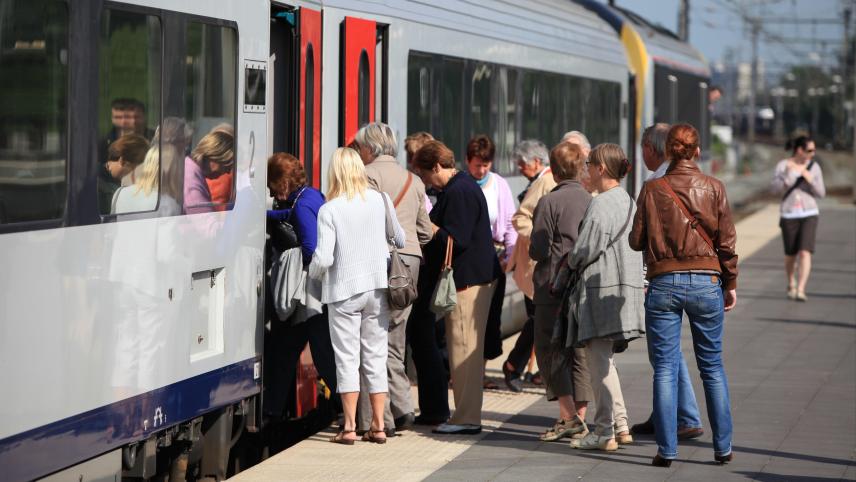<p>Prognose: Wegen Telearbeit wird die Zahl der Zugfahrten bis 2040 zurückgehen. Die gleichzeitige Zunahme von Freizeitfahrten wird dies nicht ausgleichen können.</p>
