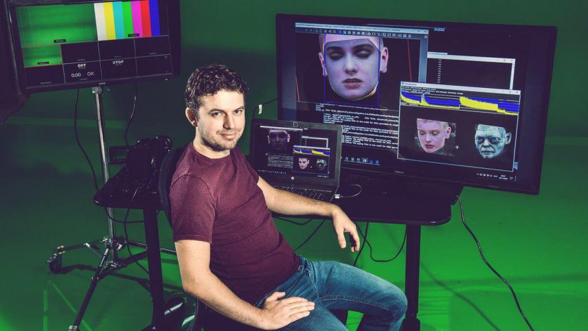 <p>Videomacher Chris Umé begann während der Corona-Pandemie unter anderem mit Deepfake-Videos von Schauspieler Tom Cruise zu experimentieren, die er auf TikTok teilte.</p>